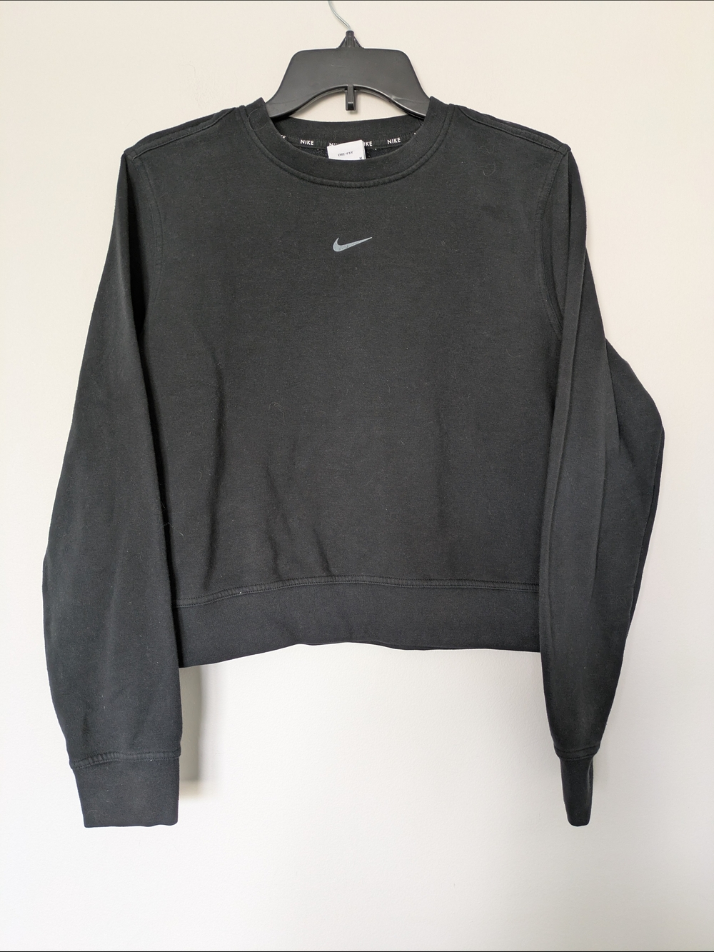 Nike Black Cropped Sweatshirt with Small Swoosh Sz M